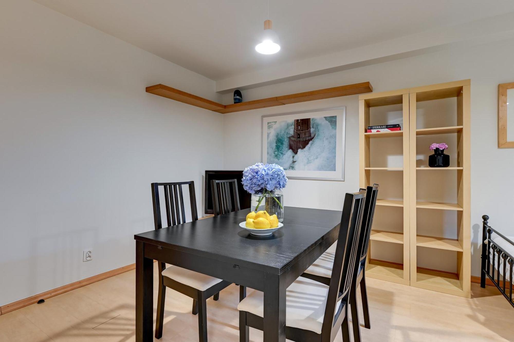 48 Apartament *